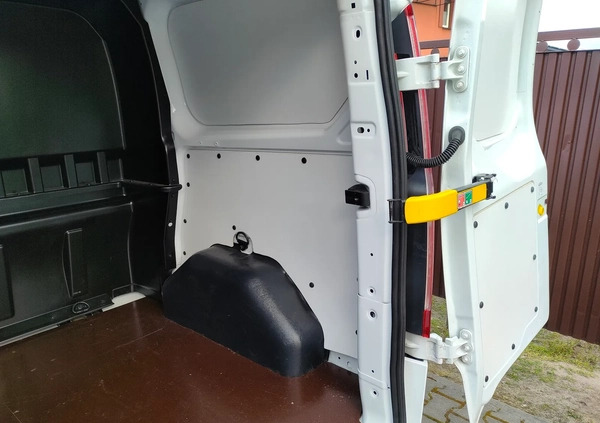 Ford Transit Custom cena 49900 przebieg: 175000, rok produkcji 2016 z Kielce małe 704